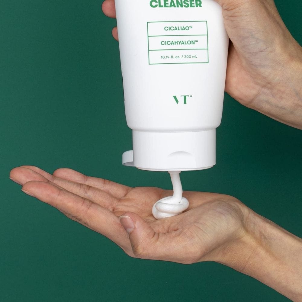 VT Cosmetics Cica Mild Foam Cleanser - 300 ml